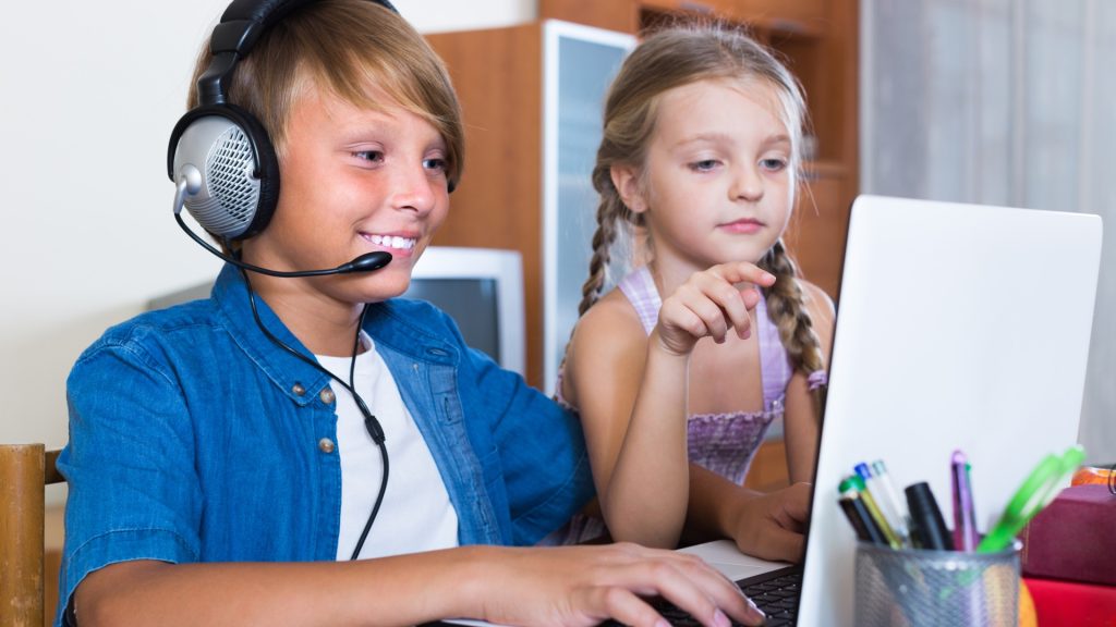 Online programmieren lernen macht kindern sehr viel Spaß