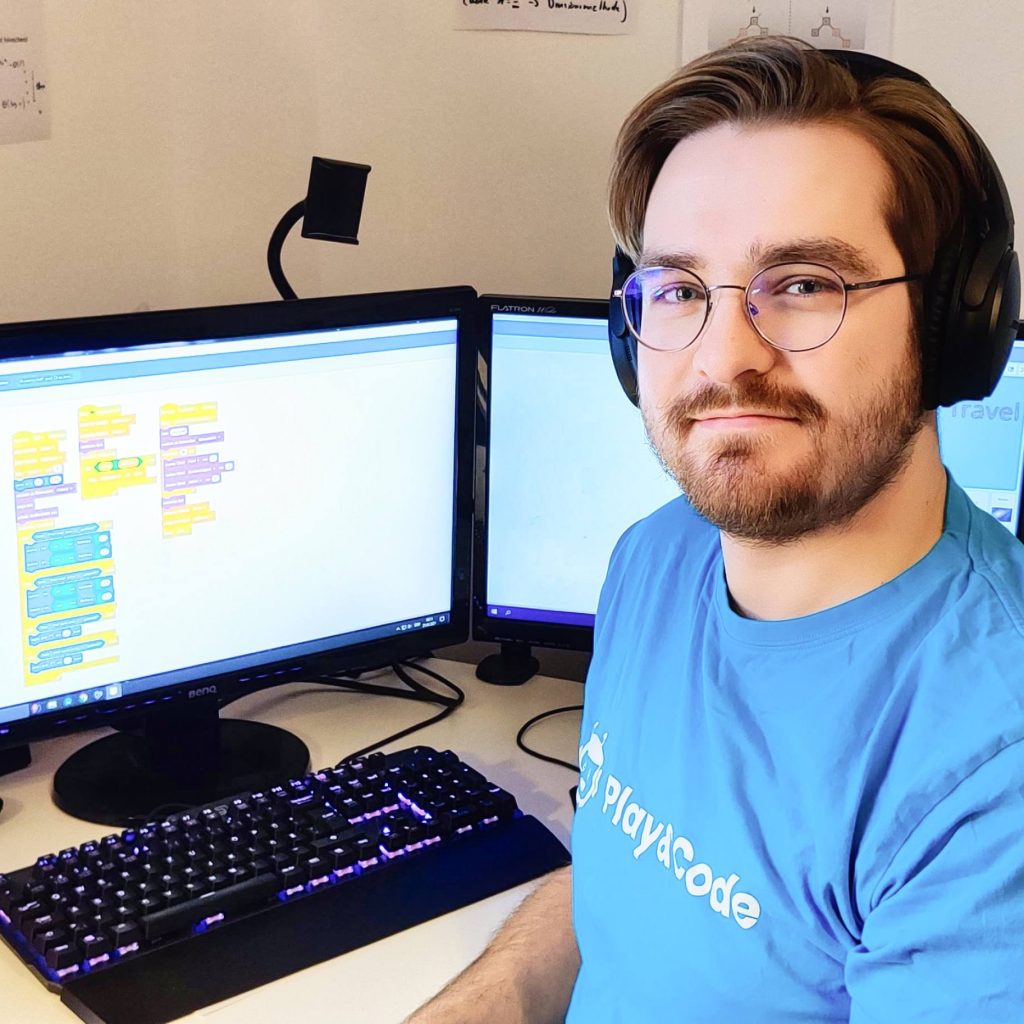 Die Kursleiter von Play&Code können sich im Einzelunterricht für Kinder Zeit nehmen